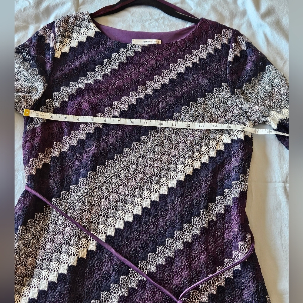 G050. Studio One size 10 Dress Crochet Shell Lined Waist Tie - Picture 7 of 8